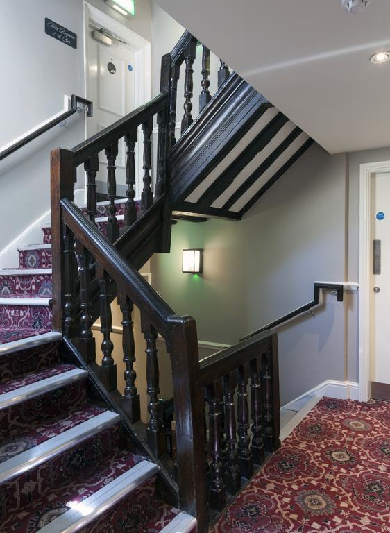 The White Hart Hotel Wetherspoon Okehampton Εξωτερικό φωτογραφία