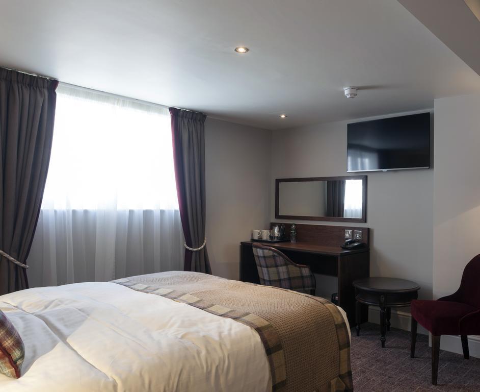 The White Hart Hotel Wetherspoon Okehampton Εξωτερικό φωτογραφία